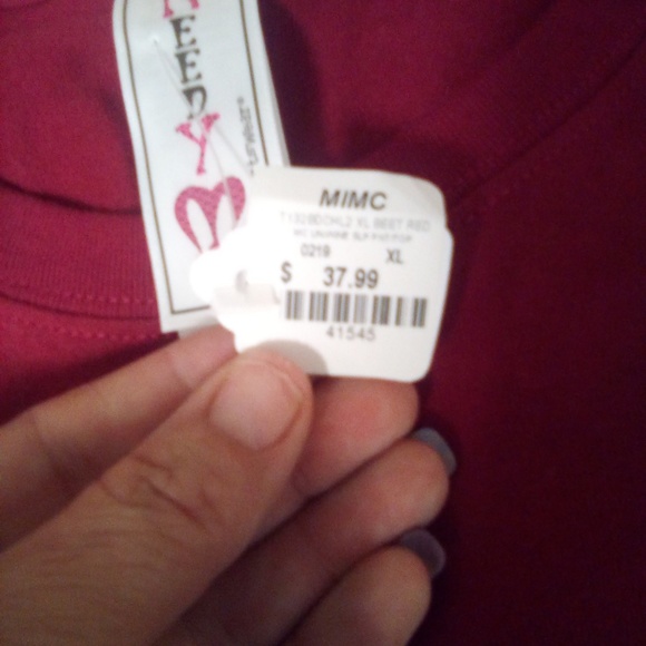 Beet red embroidered shirt - Picture 2 of 5